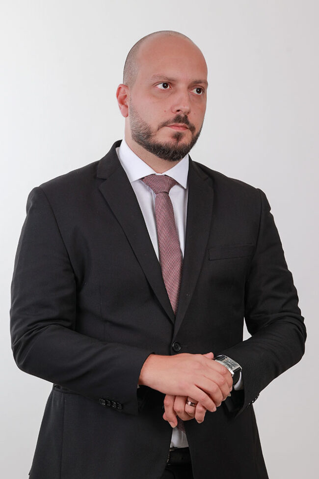 Carlos Alexandre Diniz Resende Machado